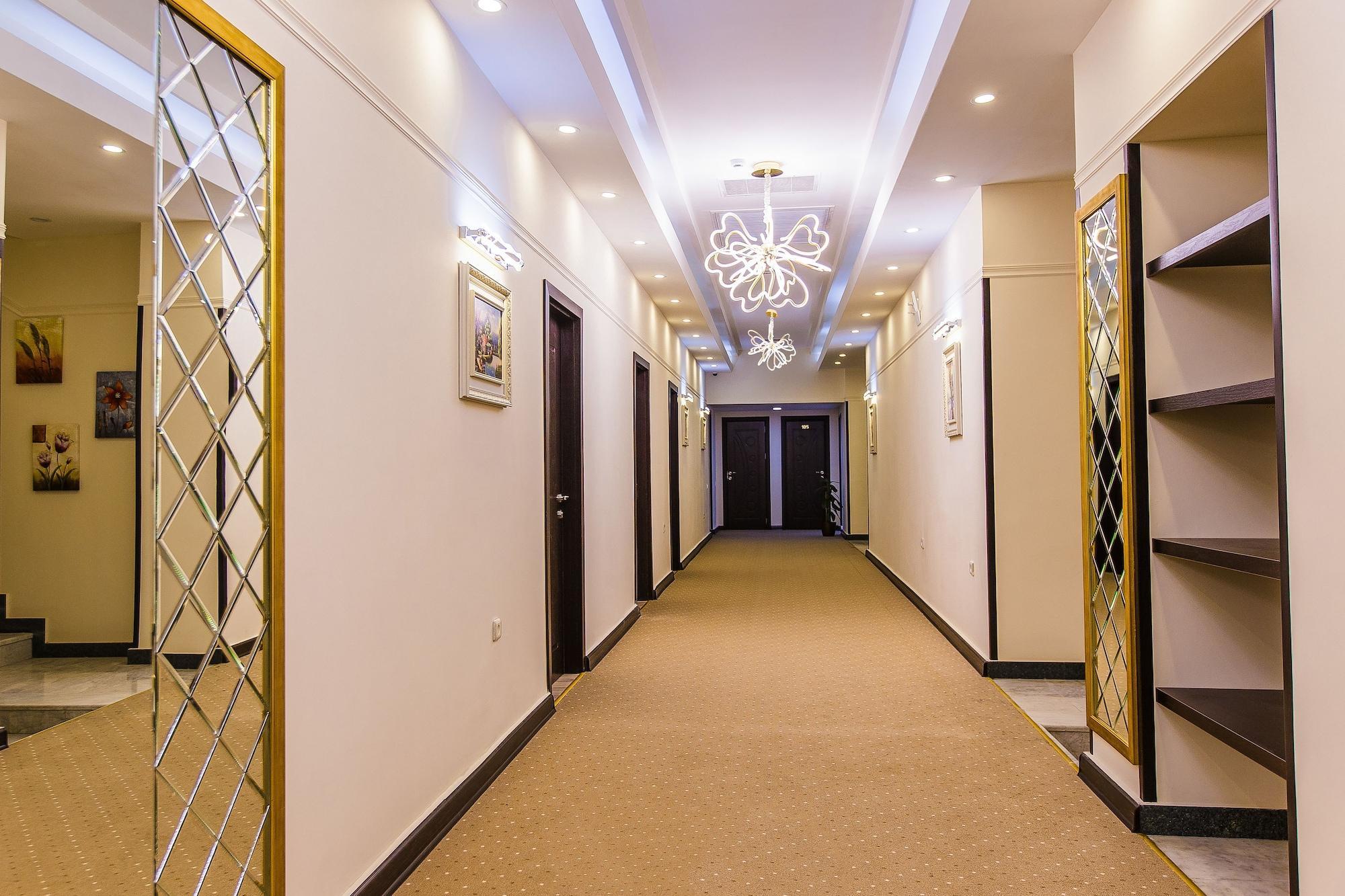 Deluxe City Hotel Baku Ngoại thất bức ảnh