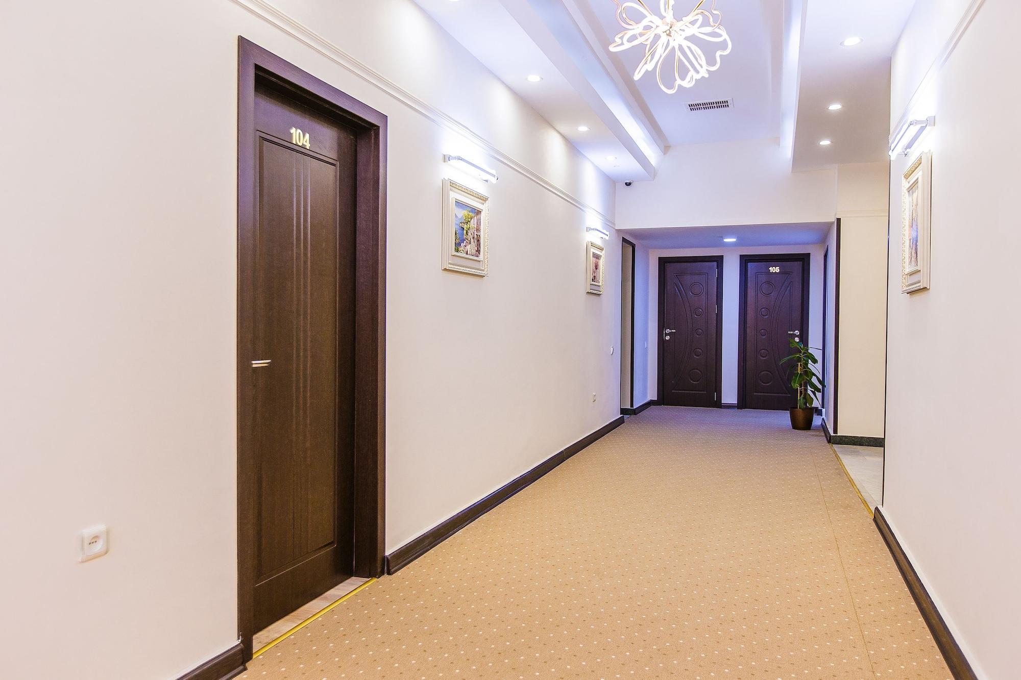 Deluxe City Hotel Baku Ngoại thất bức ảnh