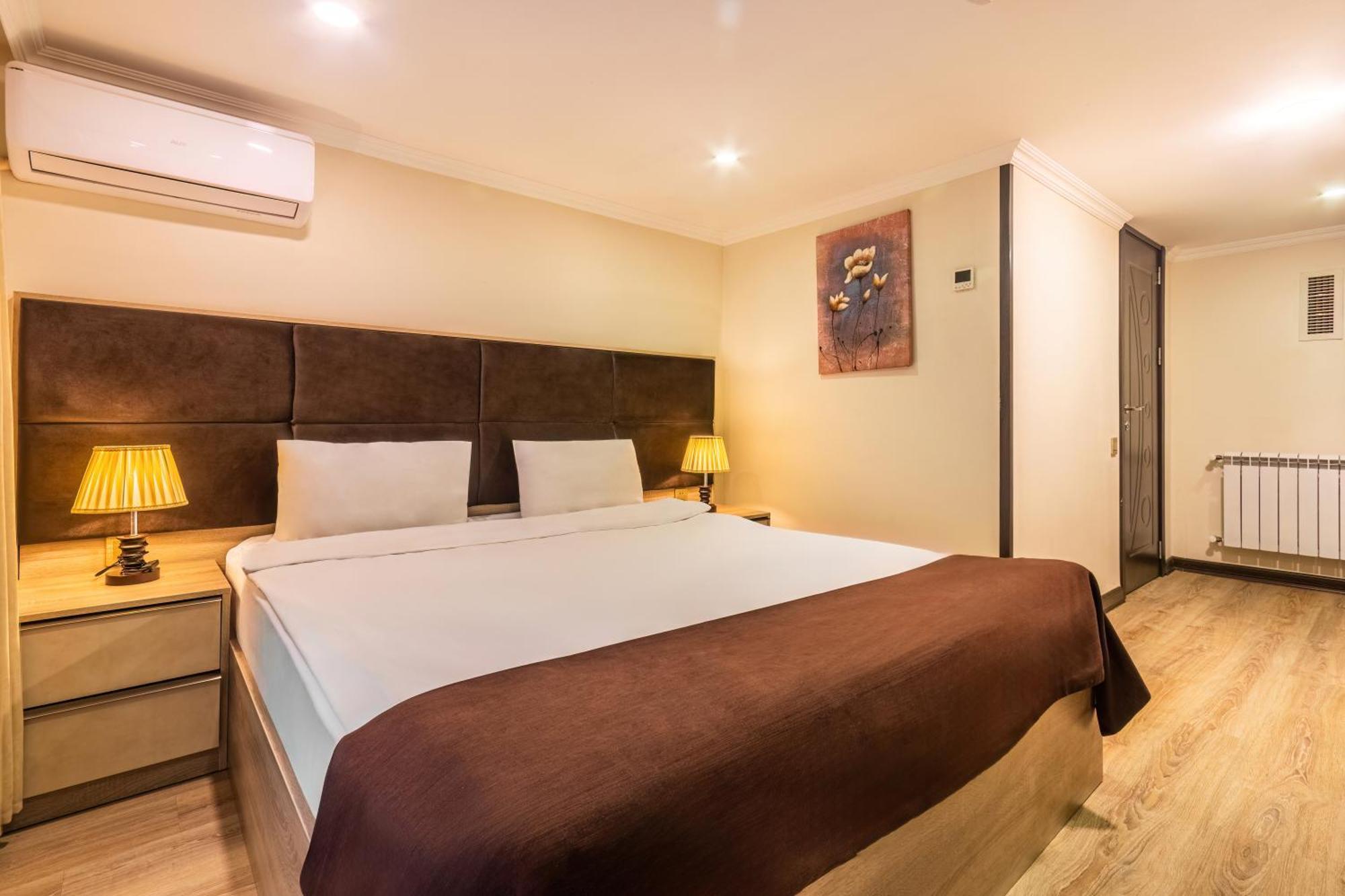 Deluxe City Hotel Baku Ngoại thất bức ảnh